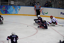 Сборная России по хоккею-следж обыграла сборную США  со счетом 2:1  и вышла в полуфинал Паралимпиады