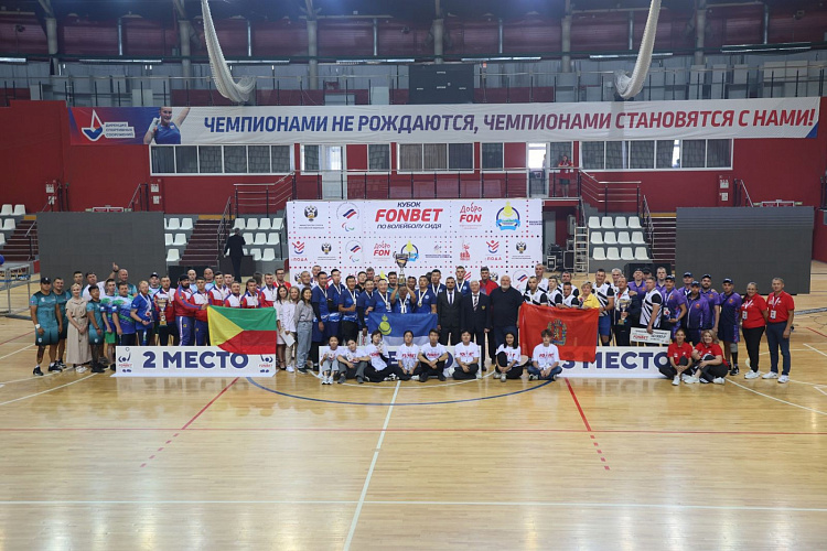 Команда Бурятии выиграла Кубок Фонбет по волейболу сидя среди ветеранов СВО