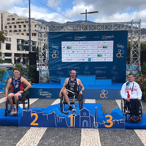 3 серебряные и 1 бронзовую медали завоевали российские паратриатлонисты на этапе Кубка мира в Португалии