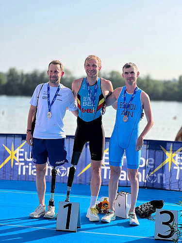 3 медали российские паралимпийцы завоевали на чемпионате Европы по паратриатлону во Франции
