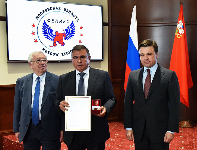 В.П. Лукин, П.А. Рожков, Б.В. Иванюженков, С.А. Самойлов в Доме Правительства Московской области  приняли участие в церемонии награждения Губернатором МО А.Ю. Воробьевым сборной команды региона по хоккею-следж «Феникс» за победу на чемпионате России