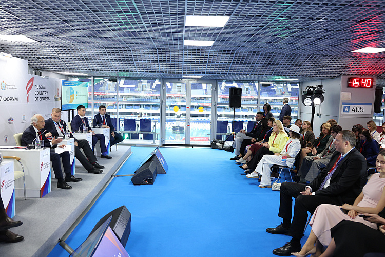 Инвестиция в жизнь после спорта: на XIII Международном спортивном форуме «Россия – спортивная держава» обсудили, как помочь спортсменам построить успешную карьеру после завершения выступлений.