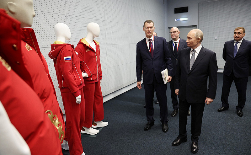 Президент РФ В.В. Путин выступил на Пленарном заседании форума «Россия – спортивная держава» и ознакомился с презентацией демонстрационно-просветительского центра по адаптивному спорту Президент РФ В.В. Путин выступил на Пленарном заседании форума «Россия – спортивная держава» и ознакомился с презентацией демонстрационно-просветительского центра по адаптивному спорту