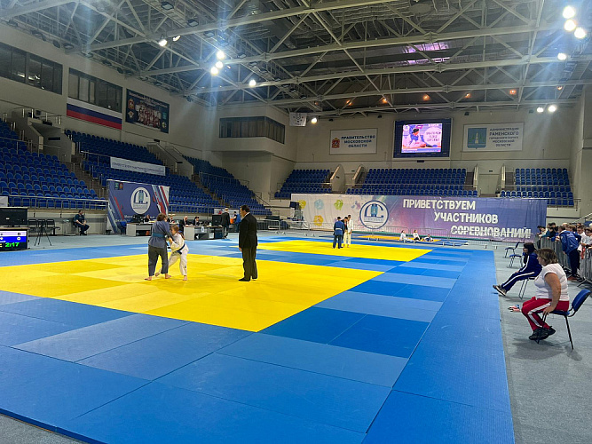 Наибольшее количество золотых медалей на первенстве России по дзюдо спорта слепых завоевали спортсмены из Республики Дагестан 