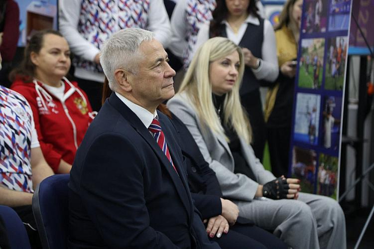 В Курске прошел Паралимпийский урок для ветеранов СВО в рамках проекта «Герои нашего времени», проводимого ПКР и Общероссийским Движением «Здоровое Отечество»