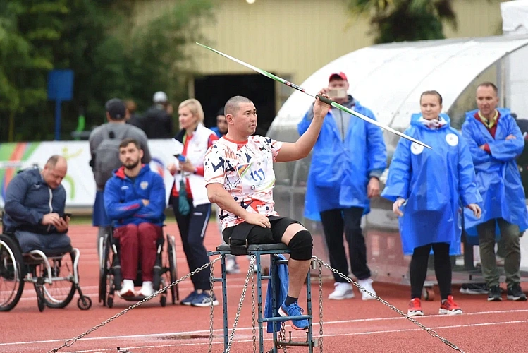Во второй соревновательный день по легкой атлетике Летних Игр Паралимпийцев был превышен рекорд мира  