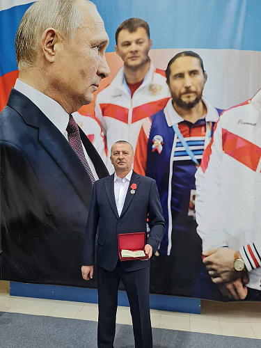 Сумичевы Михаил, Артем и Юрий: Лауреаты спортивной премии «Возвращение в жизнь» в номинации «Личным примером»
