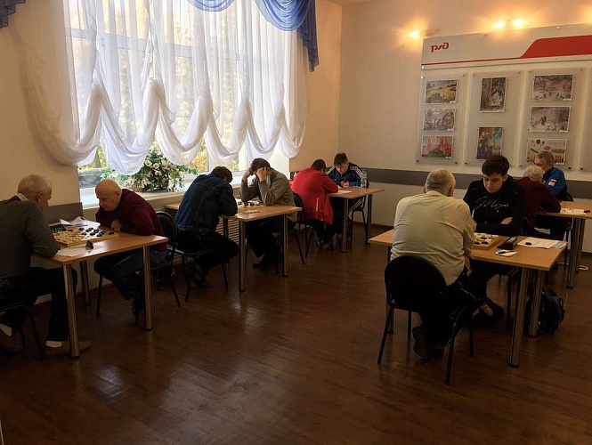 Определены победители чемпионатов России по шашкам спорта слепых