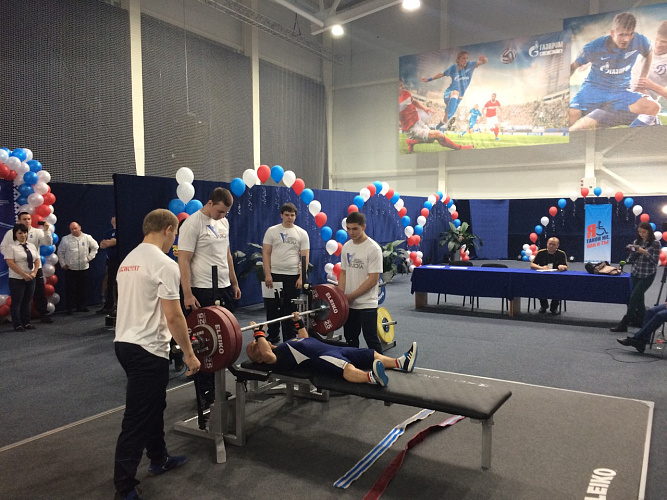 Владимир Балынец и Ольга Казанкевич стали победителями абсолютного зачета Всероссийских соревнований по пауэрлифтингу спорта лиц с ПОДА в г. Ноябрьске