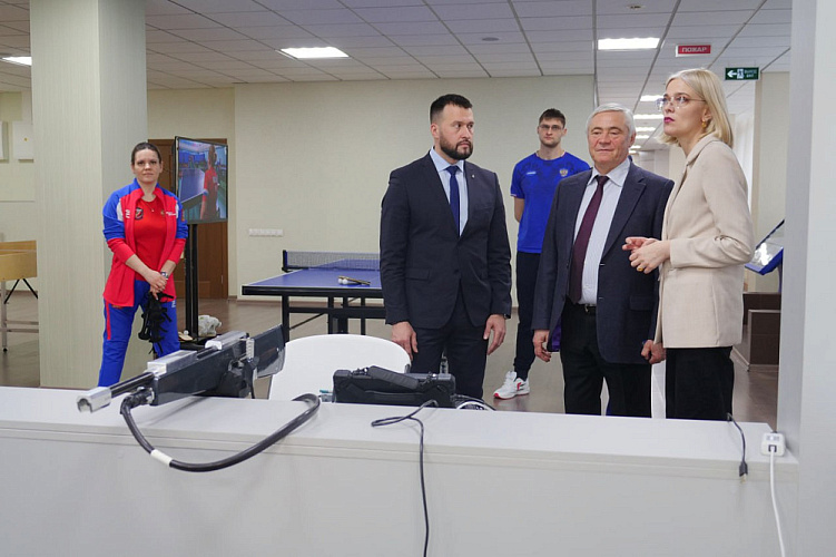 П.А. Рожков в офисе ПКР провел рабочую встречу с и.о. заместителя председателя Правительства Забайкальского края В.В. Бессоновой и министром физической культуры и спорта Забайкальского края А.К. Середкиным