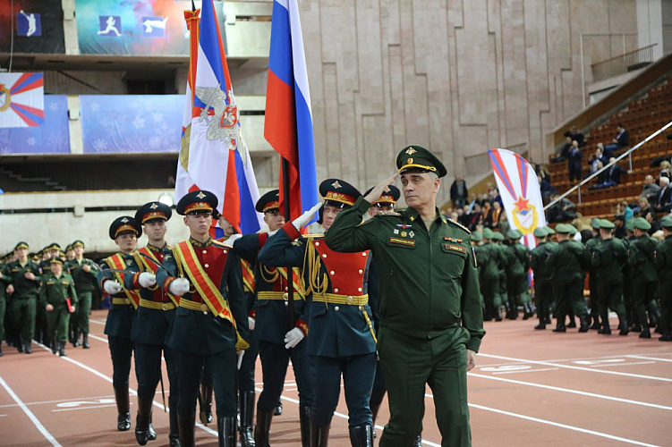П.А. Рожков в Москве принял участие в торжественной церемонии приведения к военной присяге военнослужащих спортивных рот ЦСКА П.А. Рожков в Москве принял участие в торжественной церемонии приведения к военной присяге военнослужащих спортивных рот ЦСКА
