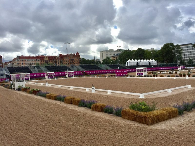 Сборная команда России по конному спорту лиц с ПОДА вступает в борьбу за награды чемпионата Европы в Швеции