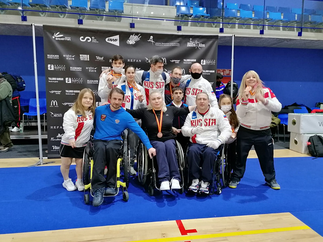 Сборная России по парабадминтону завоевала 9 бронзовых медалей на международных соревнованиях в Испании