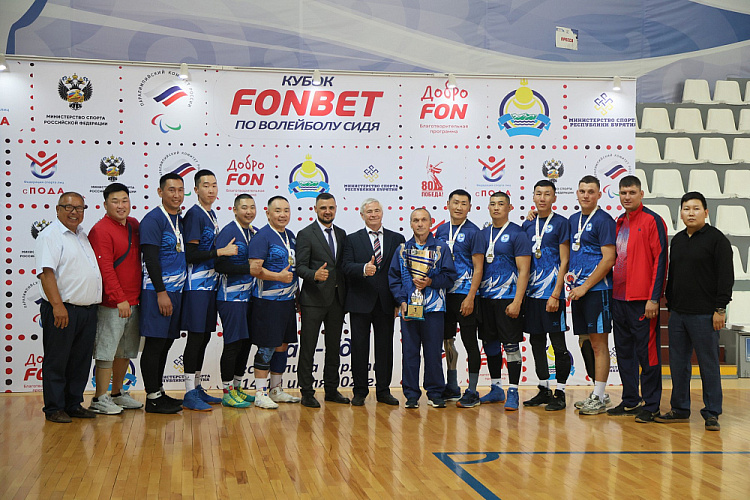 Команда Бурятии выиграла Кубок Фонбет по волейболу сидя среди ветеранов СВО