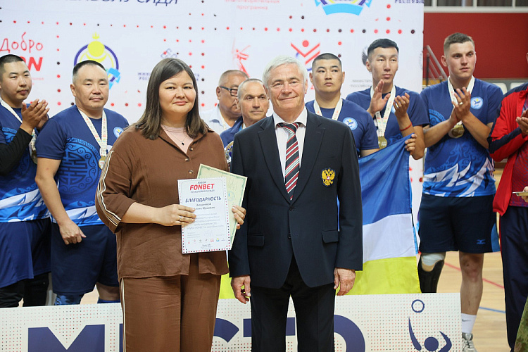 Команда Бурятии выиграла Кубок Фонбет по волейболу сидя среди ветеранов СВО
