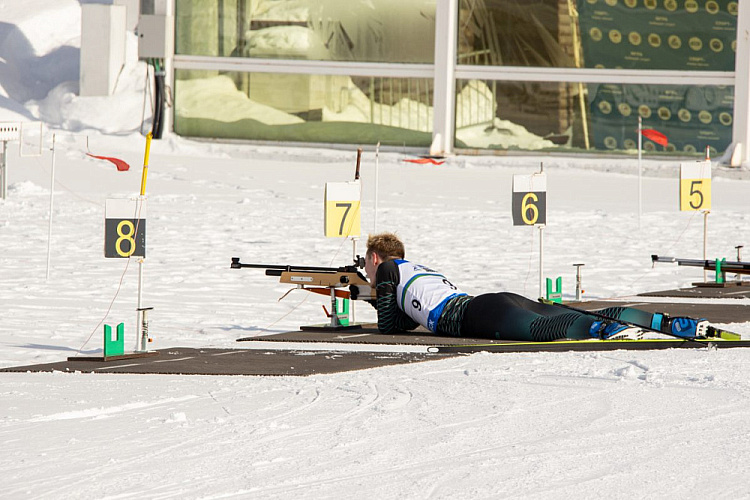 В Ханты-Мансийске определены победители и призеры главного старта по лыжным гонкам и биатлону спорта лиц с ПОДА спортивного сезона 2023 года