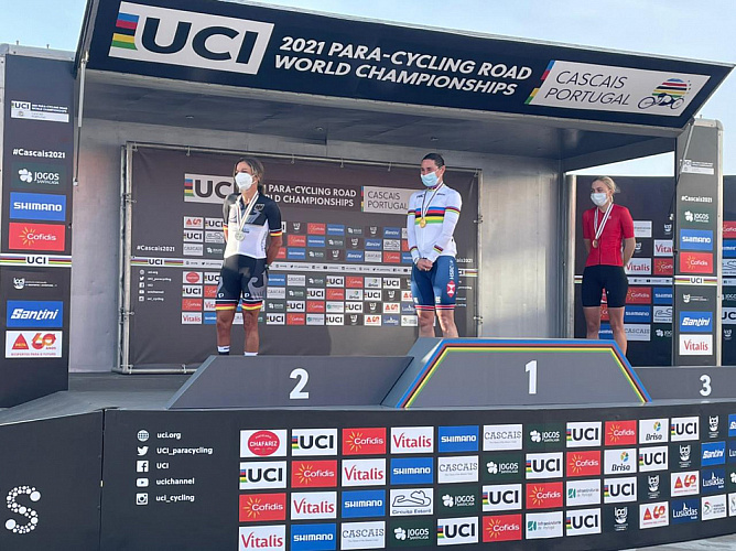 6 серебряных и 4 бронзовые медали завоевали российские спортсмены по итогам чемпионата мира по паравелоспорту на шоссе в Португалии