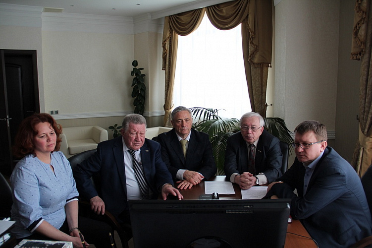 В Паралимпийской деревне (Пхенчхан) прошло селекторное совещание руководителей ПКР со спортсменами и персоналом спортсменов российской делегации на XII Паралимпийских зимних играх