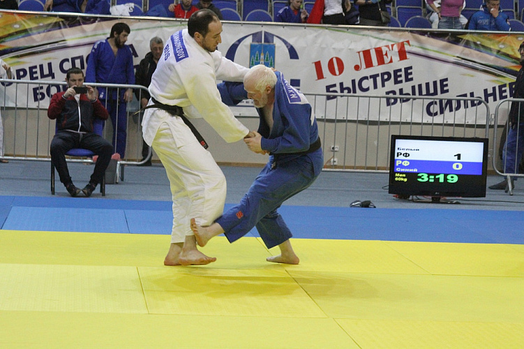 Более 100 спортсменов вели борьбу за награды чемпионата России по дзюдо спорта слепых в Раменском