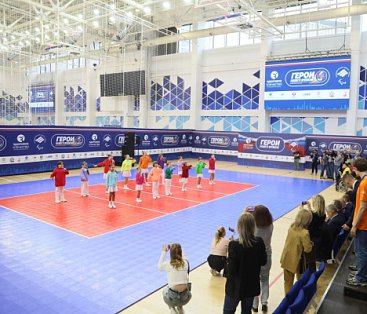 В Москве состоялась торжественная церемония открытия Кубка по волейболу сидя среди ветеранов СВО «Герои нашего времени»