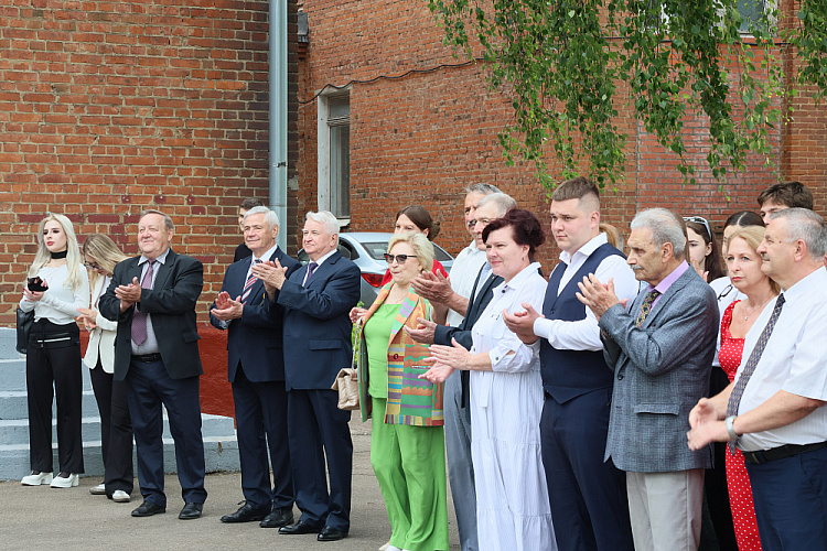  П.А. Рожков в Подольске принял участие в церемонии вручения дипломов выпускникам Подольского социально-спортивного института и Подольского социально-спортивного колледжа  