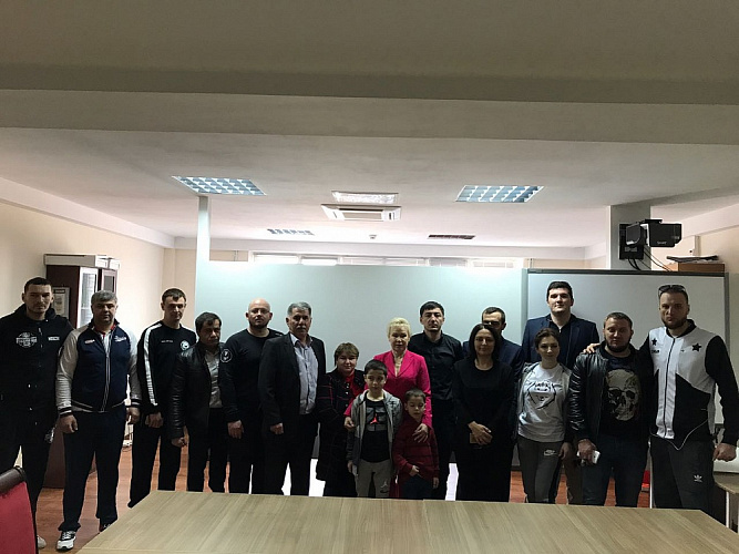 Р.А. Баталова встретилась со спортсменами-паралимпийцами Республики Дагестан