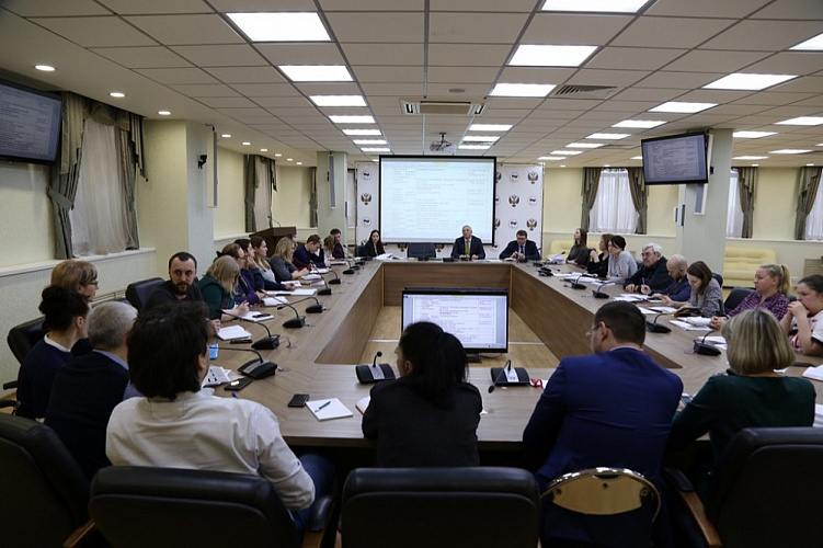 П.А. Рожков в офисе ПКР провел рабочее совещание по организации в 2021 году на территории России чемпионата мира по фехтованию на колясках и Всемирных игр IWAS