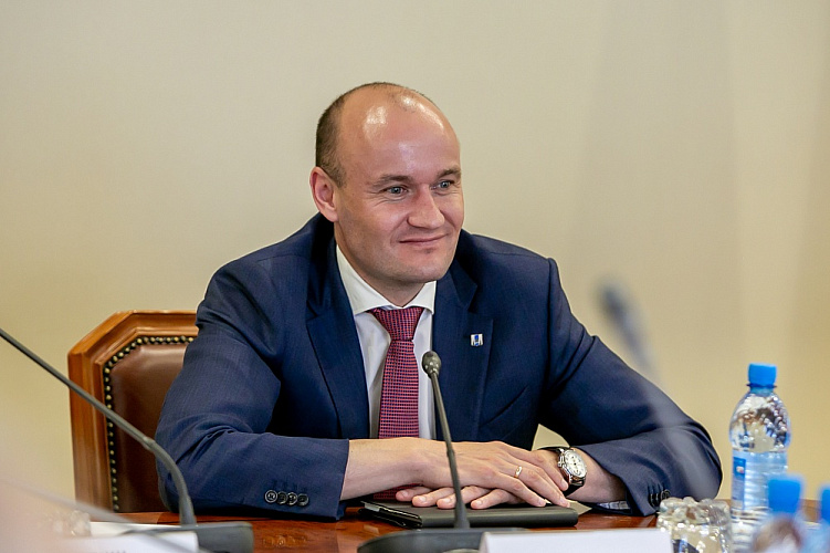 В.П. Лукин в г. Южно-Сахалинске провел заседание Исполкома ПКР