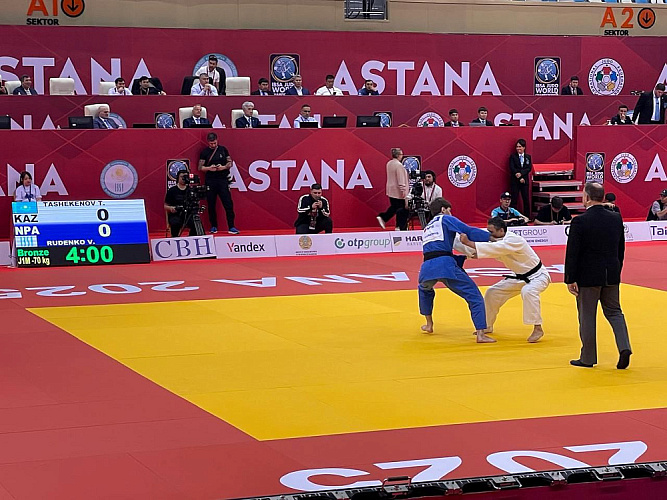 6 медалей завоевали российские дзюдоисты в первый день чемпионата мира Международной федерации спорта слепых в Казахстане