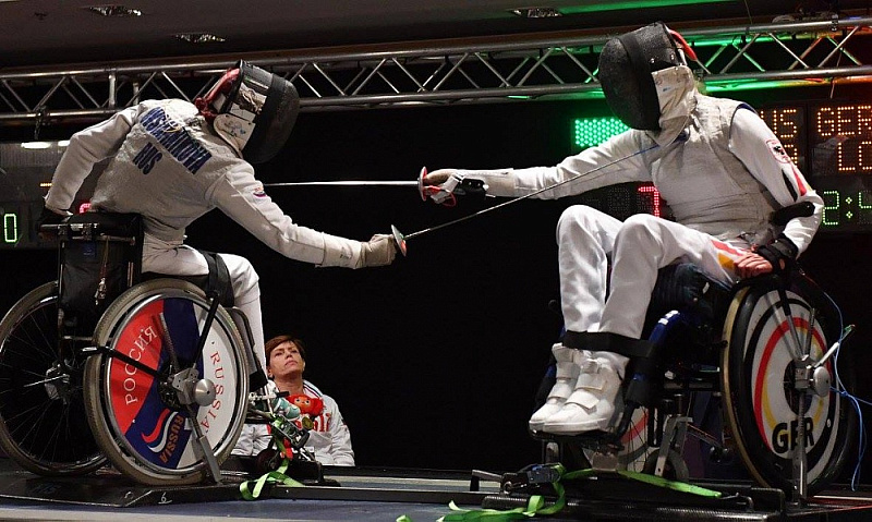 Сборная команда России по фехтованию на колясках завоевала 4 золотые, 5 серебряных и 10 бронзовых медалей по итогам четырех дней чемпионата мира в Италии Сборная команда России по фехтованию на колясках завоевала 4 золотые, 5 серебряных и 10 бронзовых медалей по итогам четырех дней чемпионата мира в Италии