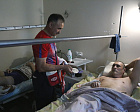 П.А. Рожков, чемпионы и призеры Паралимпийских игр посетили военнослужащих СВО, проходящих лечение в Республиканском травматологическом центре в Донецке