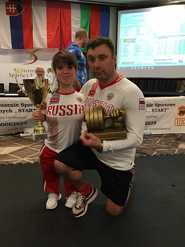 9 золотых, 4 серебряные и 3 бронзовые медали завоевали российские спортсмены на международных соревнованиях по пауэрлифтингу спорта лиц с ПОДА в Польше