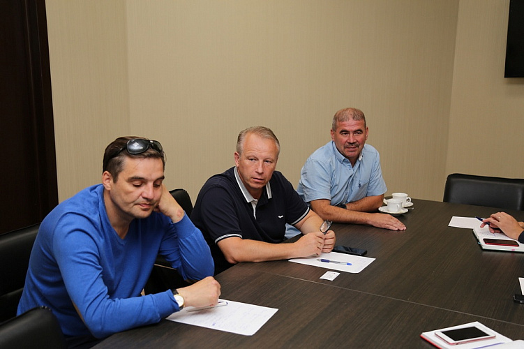 П.А. Рожков в офисе ПКР провел встречу с членами инициативной группы по развитию пара-каратэ Федерации Каратэ России