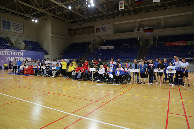 П.А. Рожков в г. Раменском принял участие в просмотре соревнований и церемонии награждения победителей и призеров Всероссийских соревнований по парабадминтону