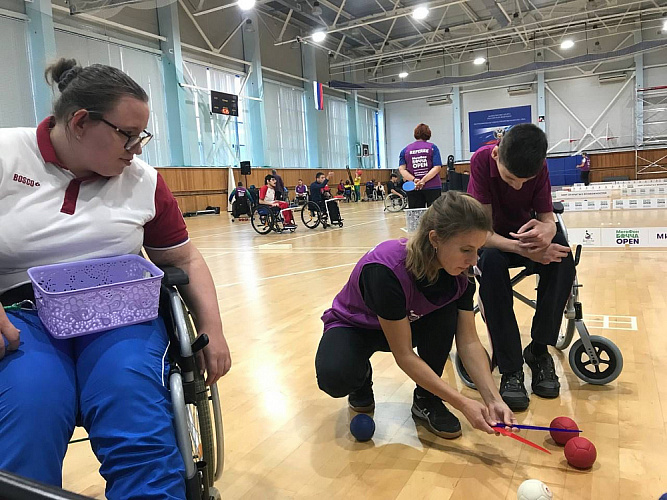 60 спортсменов в г. Алексине на РУТБ «Ока» ведут борьбу за награды первенства России по бочча