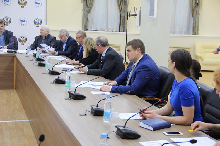 П.А. Рожков в г. Москве провел заседание Центрального комитета Профсоюза работников физической культуры, спорта и туризма Российской Федерации