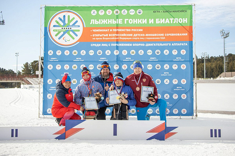 В Ханты-Мансийске определены победители и призеры главного старта по лыжным гонкам и биатлону спорта лиц с ПОДА спортивного сезона 2023 года