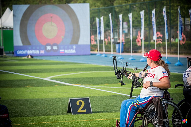 Россияне выиграли  золотую, серебряную и бронзовую медали  по итогам третьего дня чемпионата мира по стрельбе из лука спорта лиц с ПОДА в Китае 