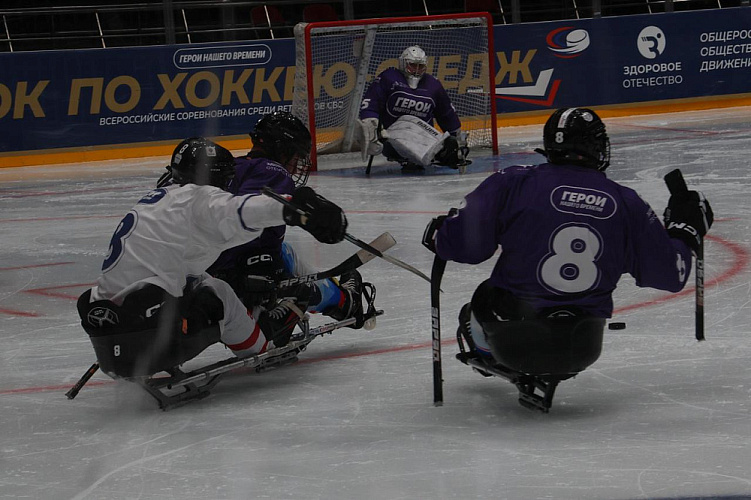 Во Владивостоке завершился Кубок «Герои нашего времени» по следж-хоккею среди ветеранов СВО Во Владивостоке завершился Кубок «Герои нашего времени» по следж-хоккею среди ветеранов СВО