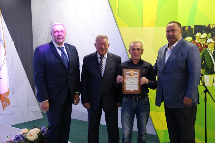 В Актовом зале Паралимпийского комитета России состоялась очередная Конференция Всероссийской федерации спорта лиц с поражением опорно-двигательного аппарата