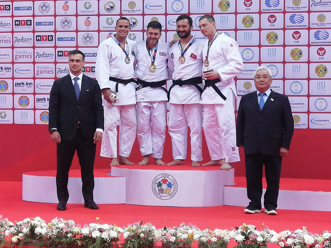 Российские спортсмены заняли второе общекомандное место на чемпионате мира по дзюдо Международной федерации спорта слепых в Казахстане