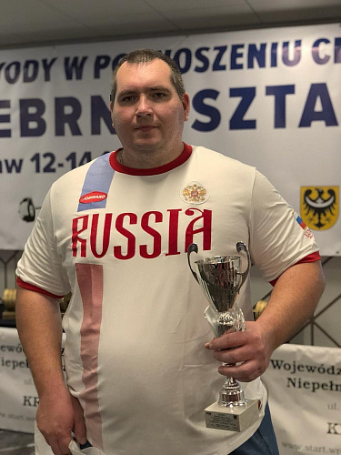 9 золотых, 4 серебряные и 3 бронзовые медали завоевали российские спортсмены на международных соревнованиях по пауэрлифтингу спорта лиц с ПОДА в Польше