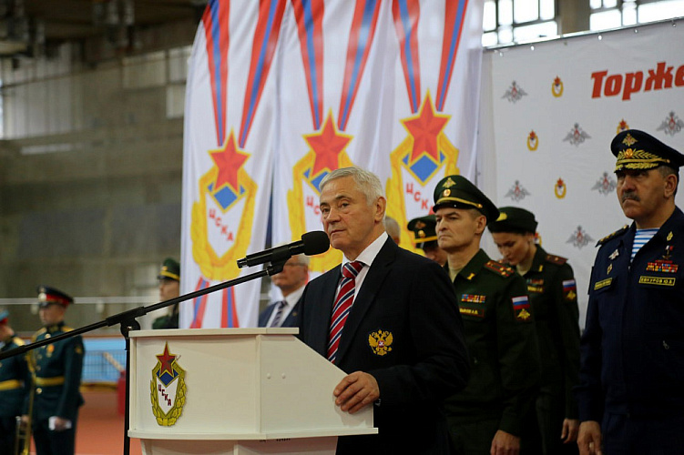 П.А. Рожков в Москве принял участие в торжественной церемонии приведения к военной присяге военнослужащих спортивных рот ЦСКА П.А. Рожков в Москве принял участие в торжественной церемонии приведения к военной присяге военнослужащих спортивных рот ЦСКА