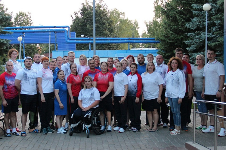 Команды ПКР по стрельбе из лука и волейболу сидя экипировались на XVI Паралимпийские Игры в Токио