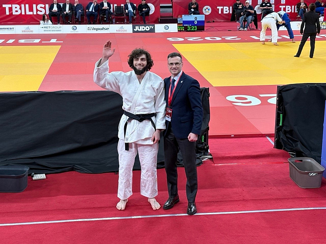 3 золотые, 2 серебряные и 1 бронзовая медаль – российские дзюдоисты спорта слепых завершили выступление на этапе Кубка мира в Грузии