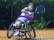Российские спортсмены выступили в международном турнире по теннису на колясках во Франции