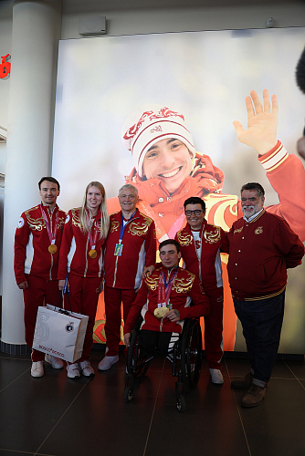 Делегация российских паралимпийцев посетила швейную фабрику «Мануфактуры Bosco»