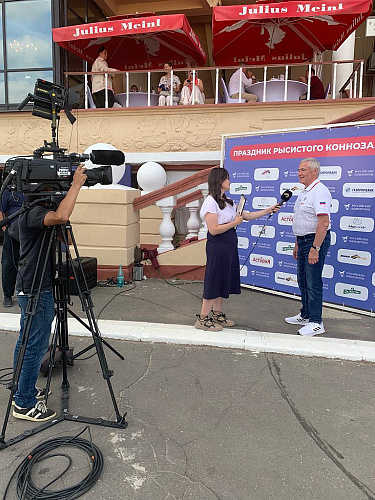 П.А. Рожков посетил Центральный московский ипподром П.А. Рожков посетил Центральный московский ипподром