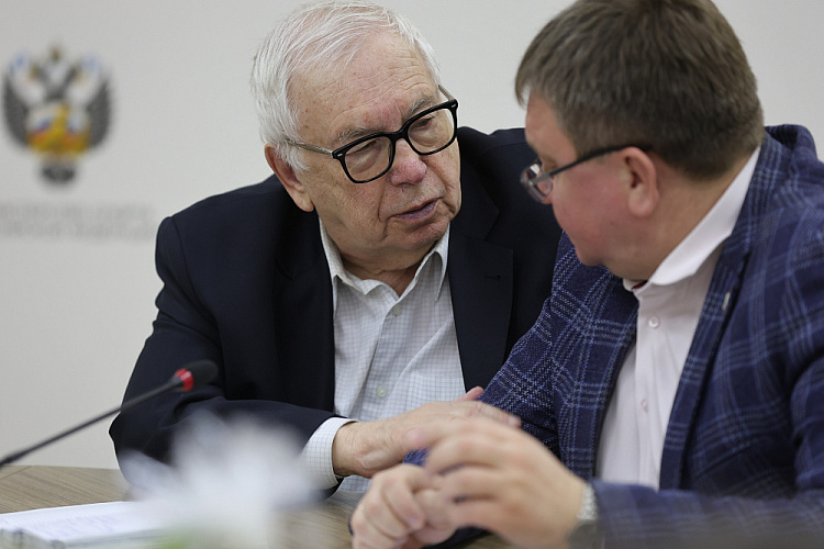 Президент ПКР П.А. Рожков в офисе Паралимпийского комитета России провел заседание Исполкома ПКР