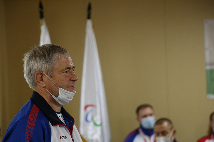 О.В. Матыцин в режиме телемоста провел встречу с П.А. Рожковым и чемпионами и призерами XVI Паралимпийских летних игр, находящимися в Паралимпийской деревне  